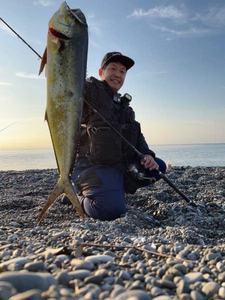 サーフシイラに夢中！！