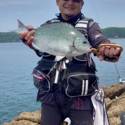 須江の沖磯で尾長狙い!