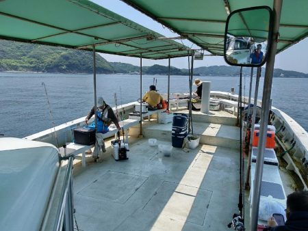 アジ狙いの乗合船