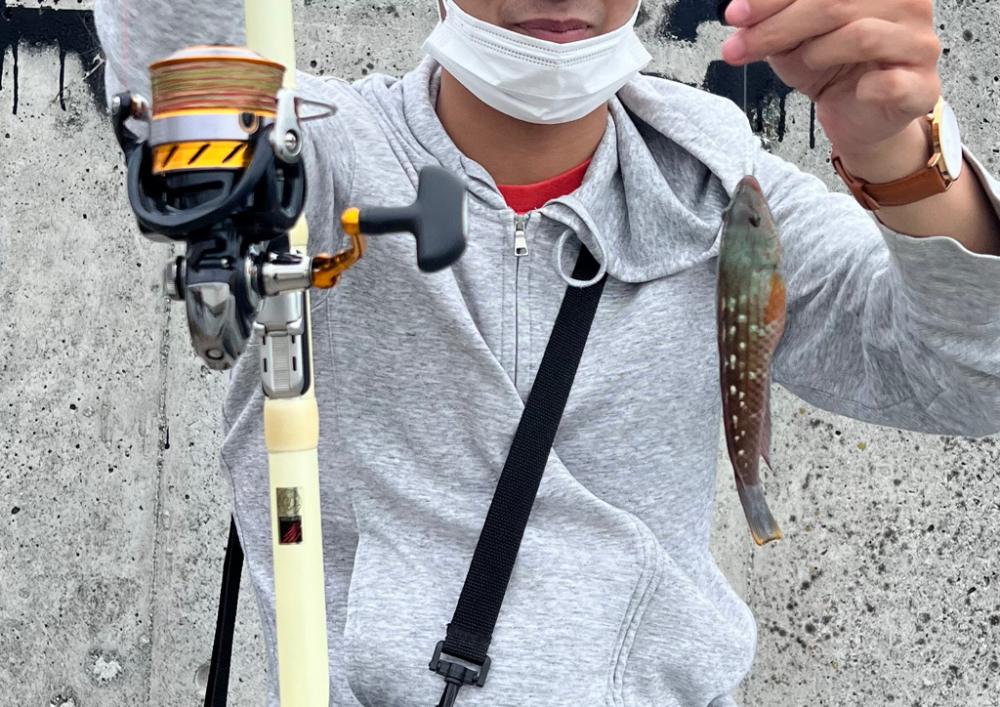 ショアジギング　餌釣り　岩屋一文字