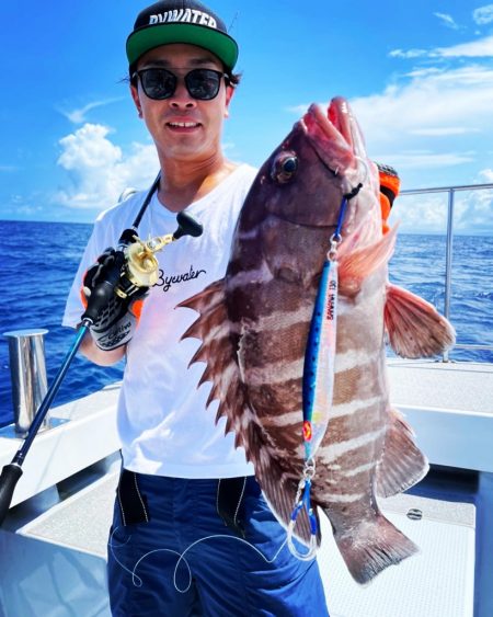 ライトジギングで嬉しいゲストをキャッチ！