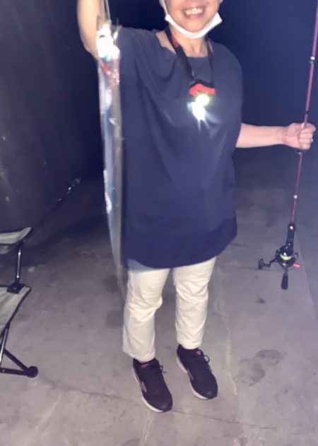 和歌山マリーナシティ大波止でタチウオ調査