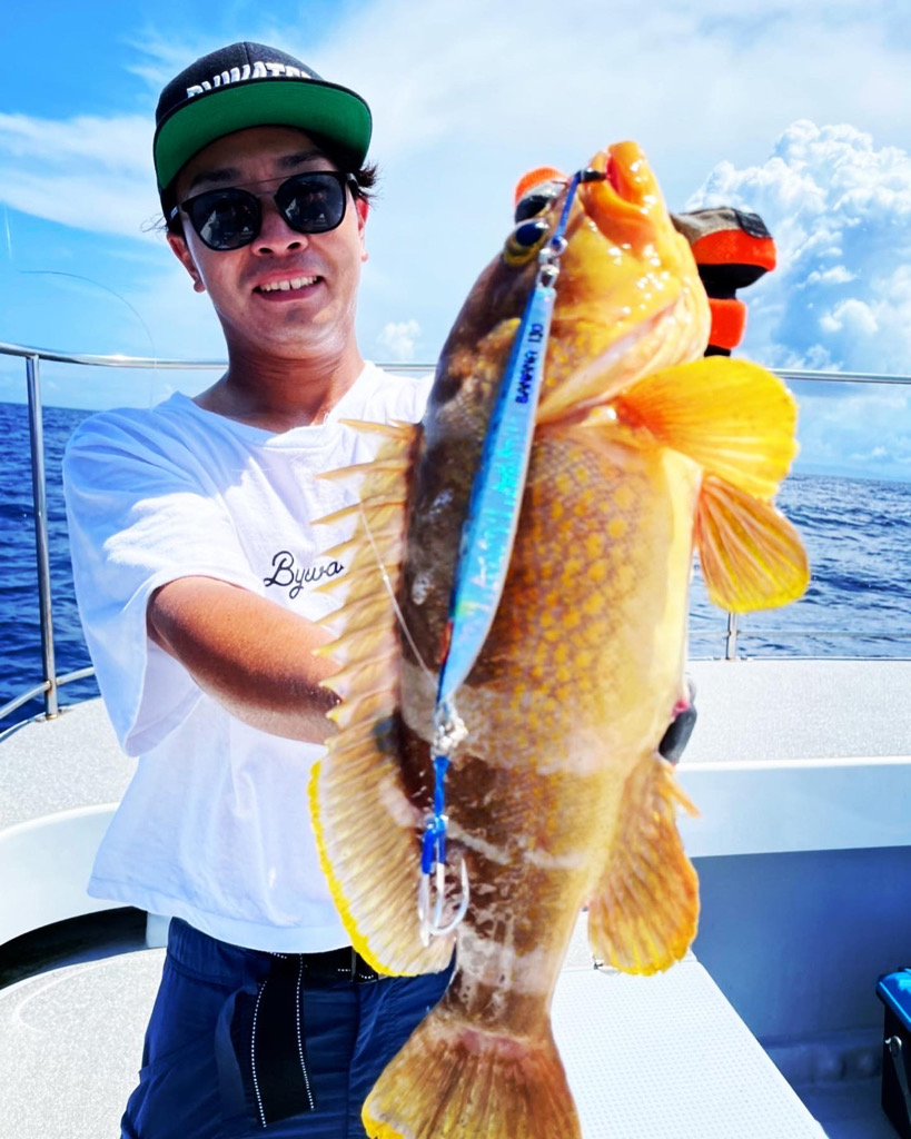 ライトジギングで嬉しいゲストをキャッチ！