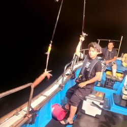 和歌山市江（吉丸渡船）でイカメタル