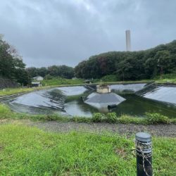 王禅寺サブロー池にて