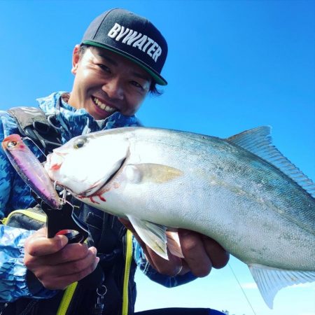 ショアキャスティング、ショアジギング