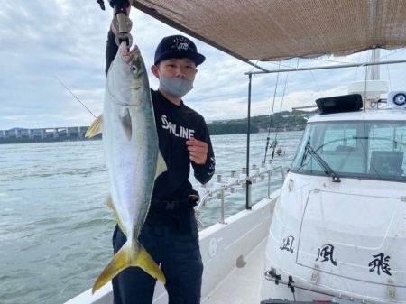 ライトジギングで青物狙い