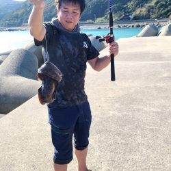 和歌山 御坊の堤防でウツボ釣り