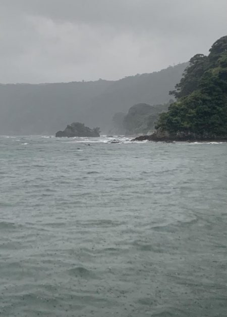 悪天候での秋開幕