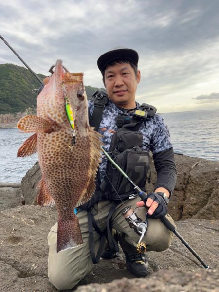 オオモンハタはジグとワームで攻略