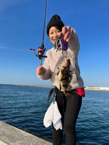 彼女が初めてのルアーフィッシング