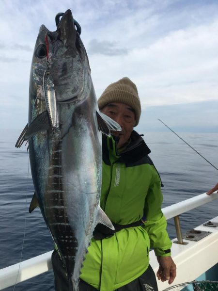 メジ　カツオ　青物ジギング◎  駿河湾遊漁船　大宝丸