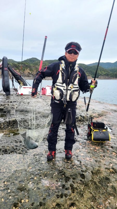 和歌山市江（吉丸渡船）で磯フカセ