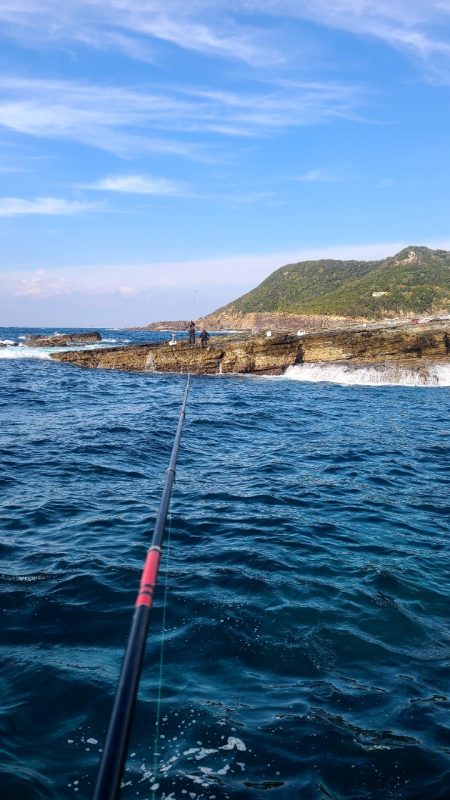 和歌山市江(吉丸渡船)で磯フカセ