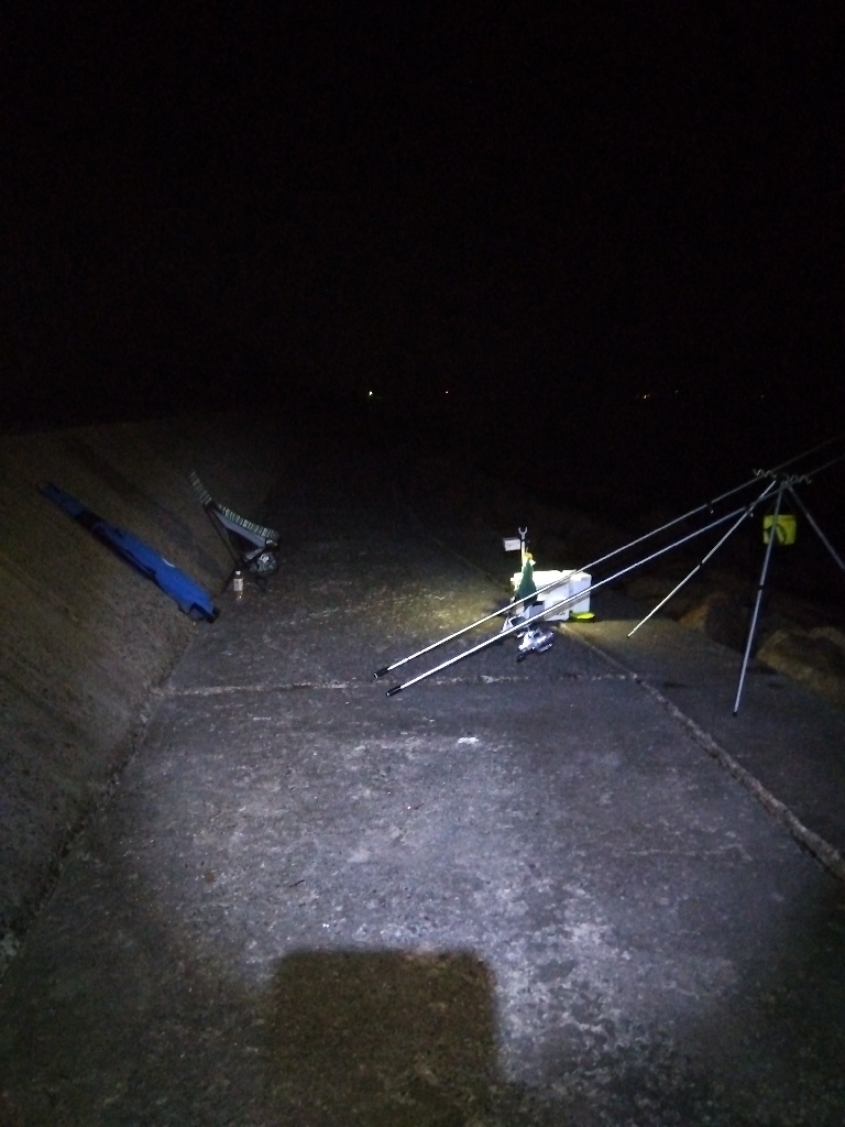 苅屋海岸の投げ釣り