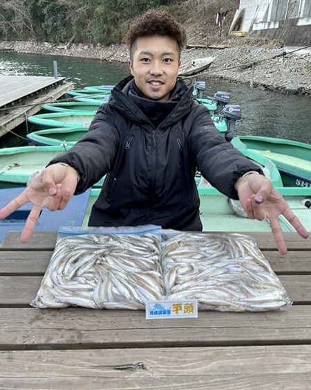 ワカサギドーム船