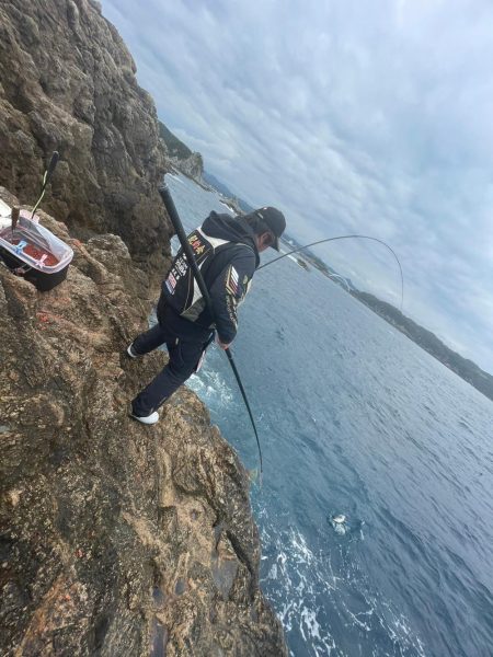 和歌山串本出雲「谷口渡船」で尾長グレ