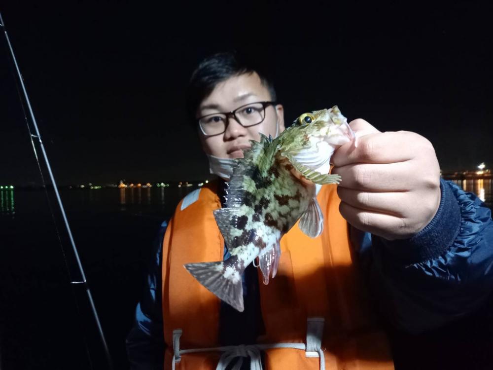 初のオフショアライトゲーム