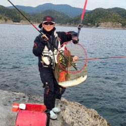 和歌山市江（吉丸渡船）で磯フカセ
