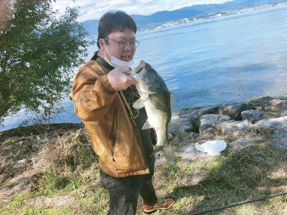 ブラックバス釣り大会の催し