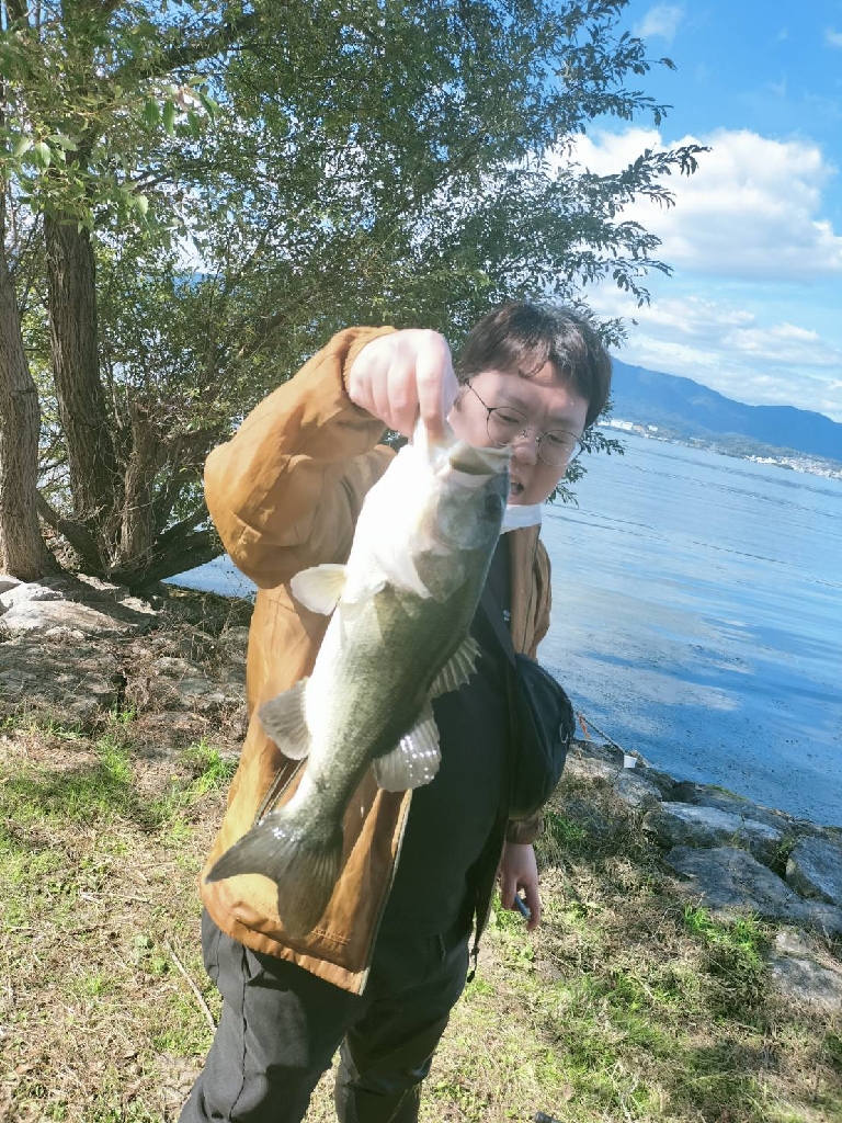 ブラックバス釣り大会の催し