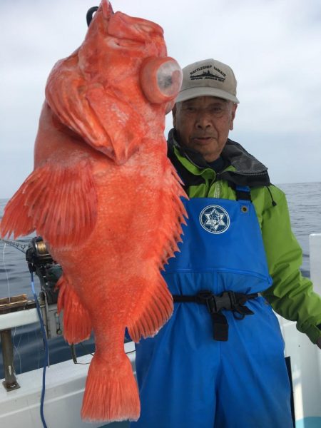 アコウダイ釣り　駿河湾　深海魚漁師の遊漁船…