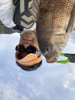 小島養魚場でトラウトサーモン狙い