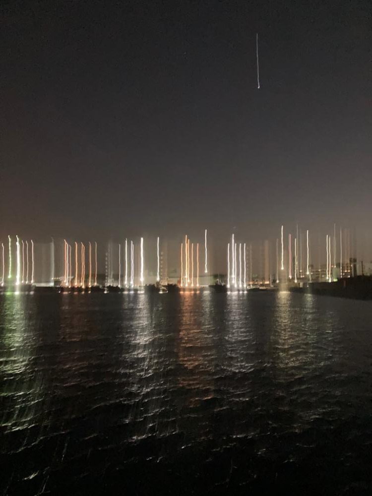 まるでステルス型戦闘機エイィィーーー