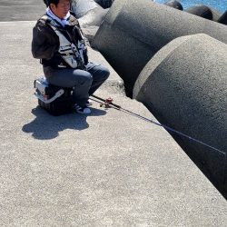 和歌山　御坊の堤防でウツボ釣り