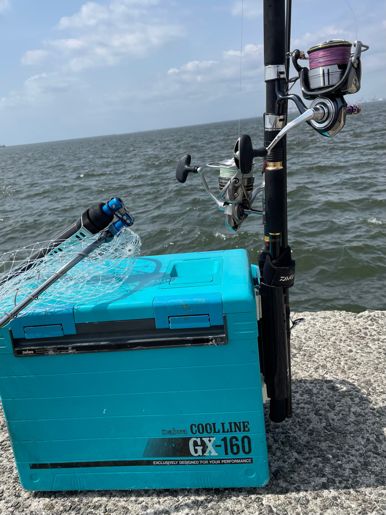 23 ショアジギ　初釣果ブリ‼️