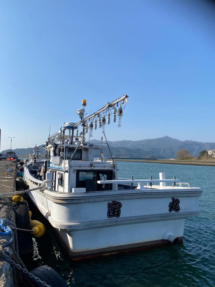 ヤリイカメタルのはずが…