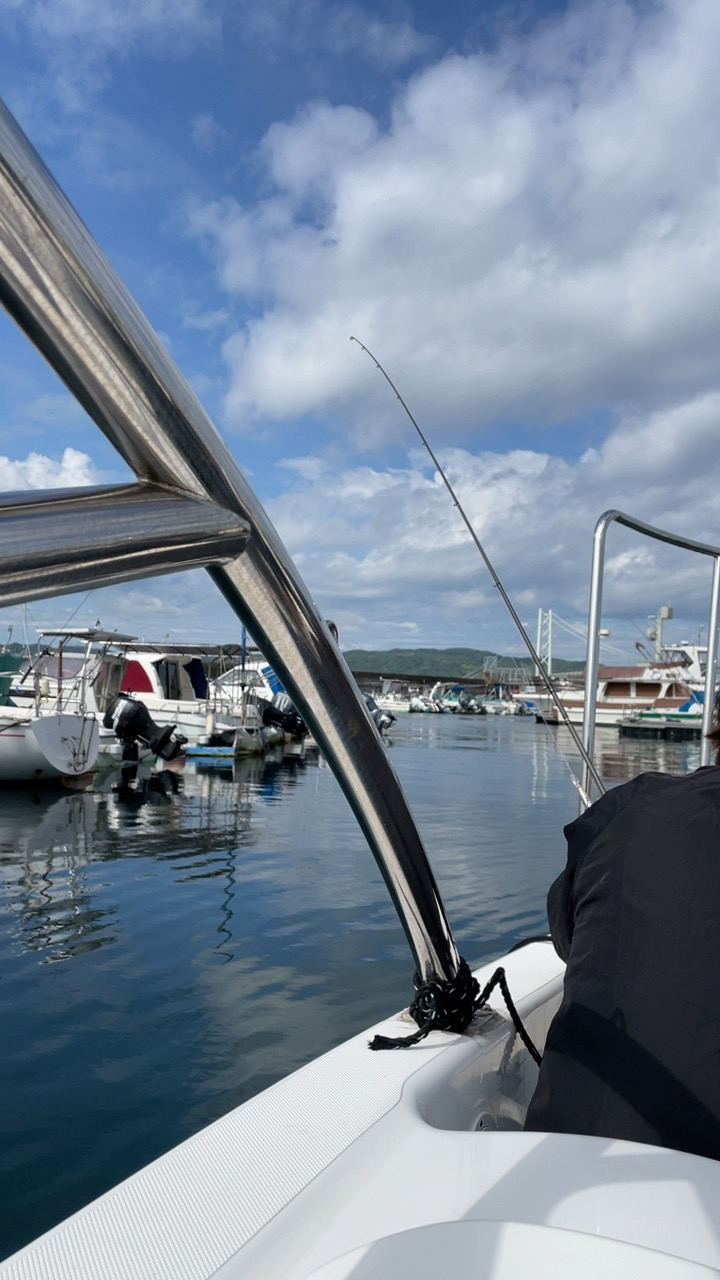 のんびりとエサ釣り&ボートアジング♪