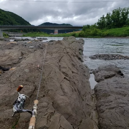 梅雨時は日本海を釣れ