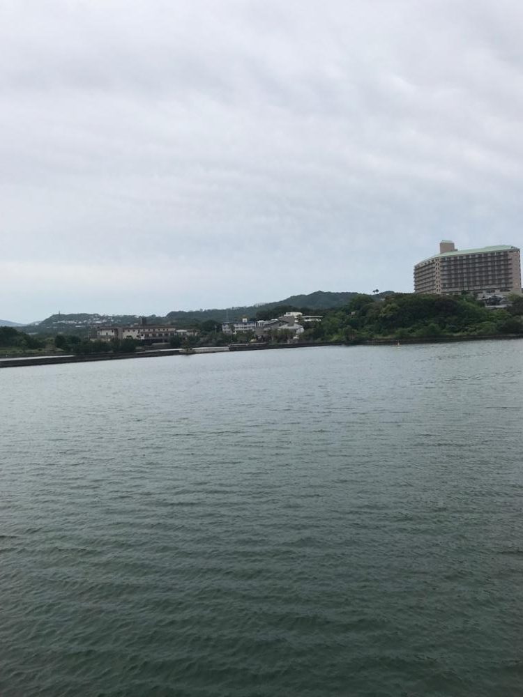 土曜の朝からのんびり釣り♪