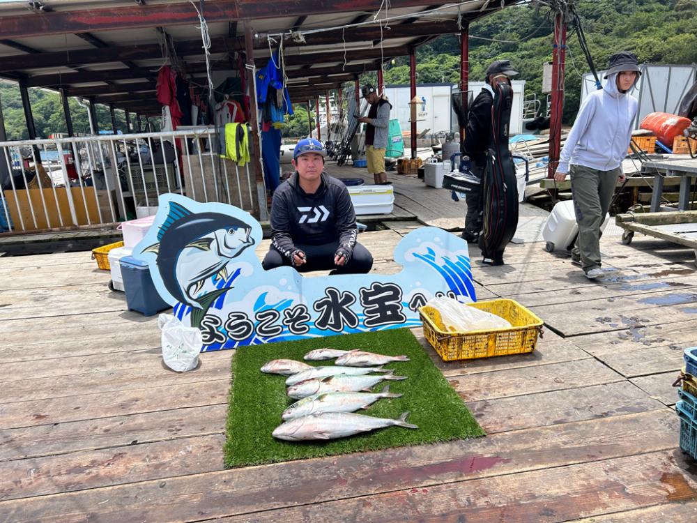 関西釣り堀KING 海上釣り堀水宝