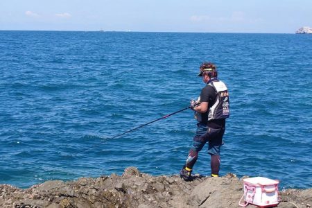 和歌山大引の磯でフカセ釣り