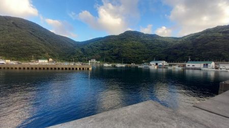 ちびっ子シマアジ