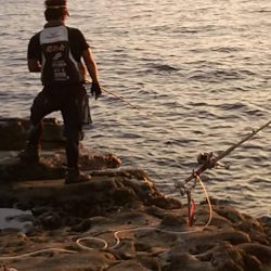 和歌山市江（吉丸渡船）で磯夜釣り