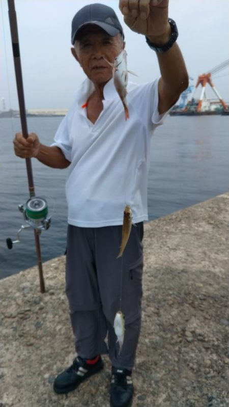 時合い遅く厳しい釣行でした