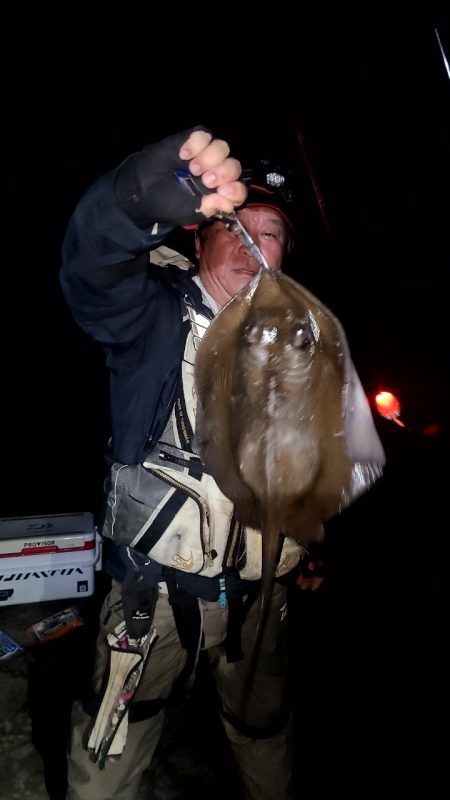 和歌山市江(吉丸渡船)で磯夜釣り