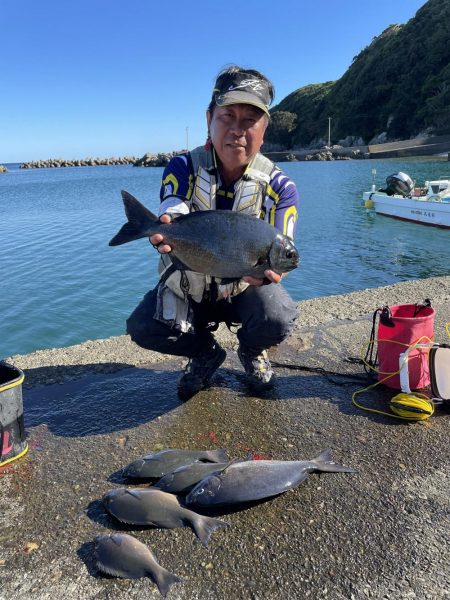 和歌山県串本出雲（谷口渡船）でグレ釣り