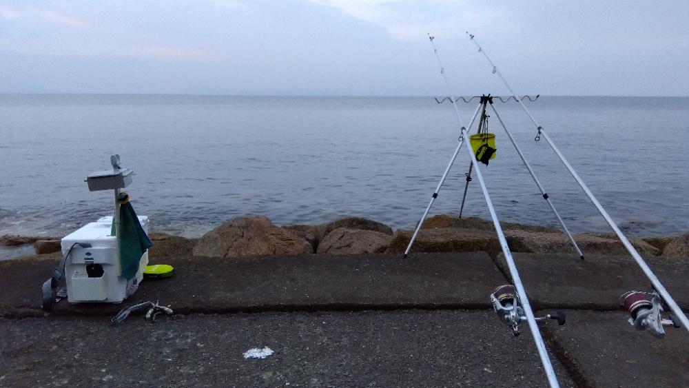 苅屋海岸の投げ釣り
