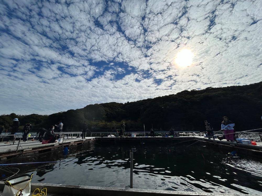 海上釣り堀辨屋