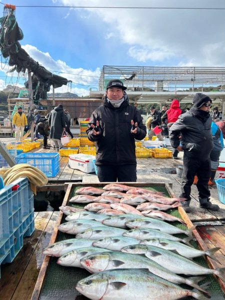 海上釣り堀 海恵