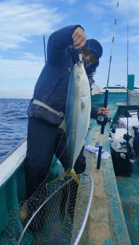 和歌山有田「大南荘勝丸」さんでブリ