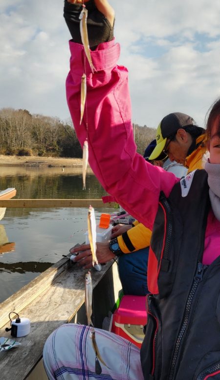 今年の初釣りワカサギ