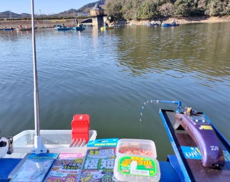 愛知県入鹿池ボート ワカサギ釣り！