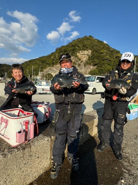 和歌山市江（吉丸渡船）でグレ釣り(2日目）…