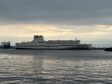 エビ撒きでハネ