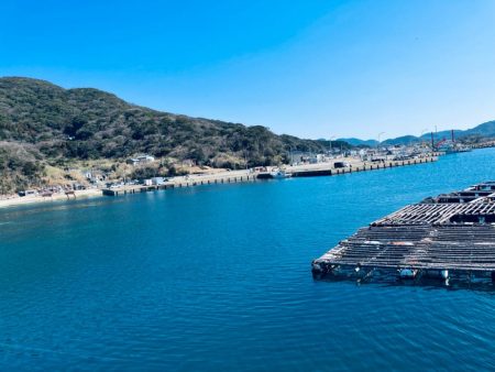 朝から人がたくさん